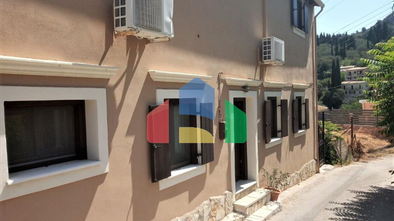 Продажа - Таунхаус 155 m² на о. Корфу