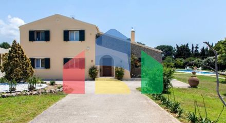 Продаж - Вілла 235 m² на о. Корфу