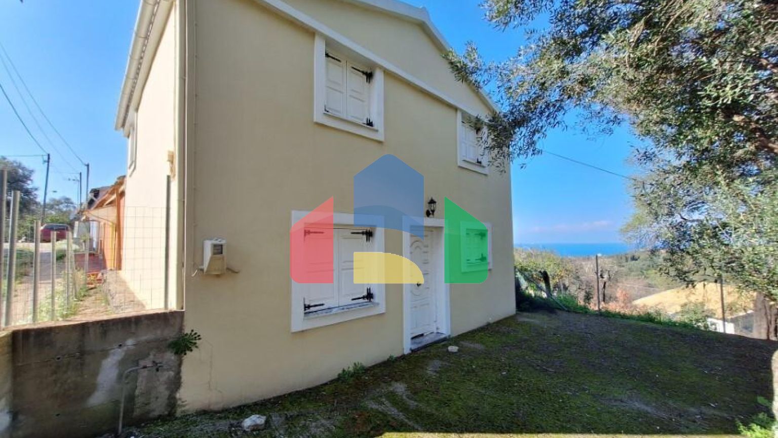 Продажа - Коттедж 105 m² на о. Корфу