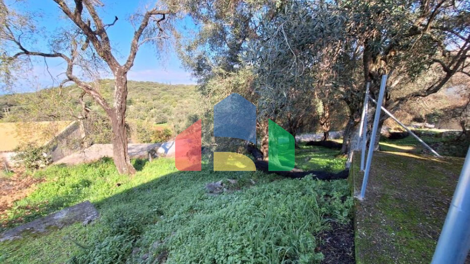 Продажа - Коттедж 105 m² на о. Корфу