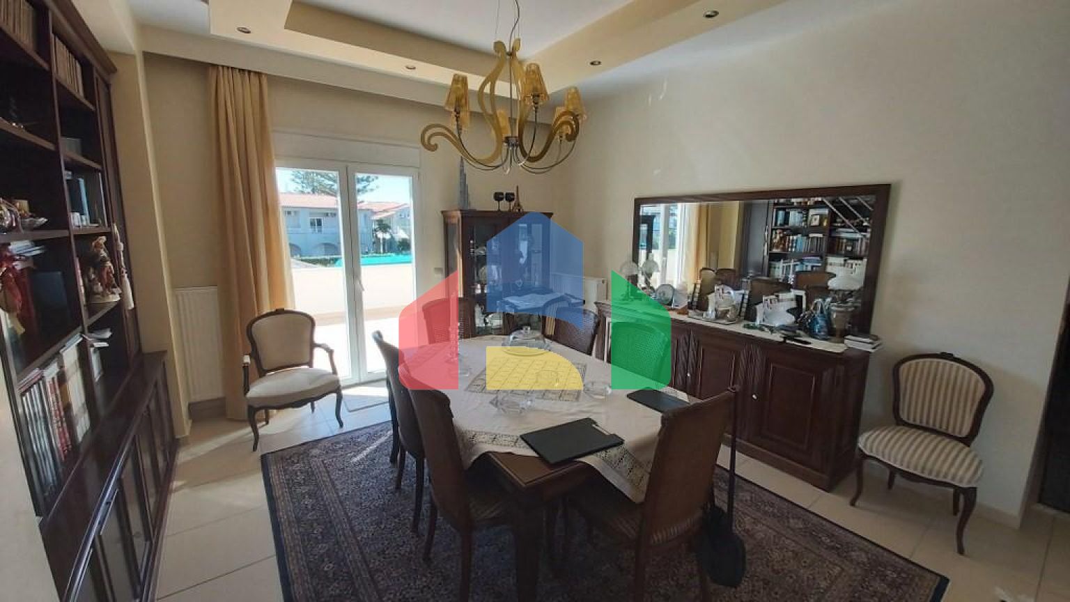 Продаж - Будівля 510 m² на о. Корфу