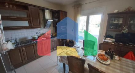 Продаж - Будівля 510 m² на о. Корфу