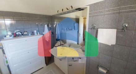 Продаж - Будівля 510 m² на о. Корфу