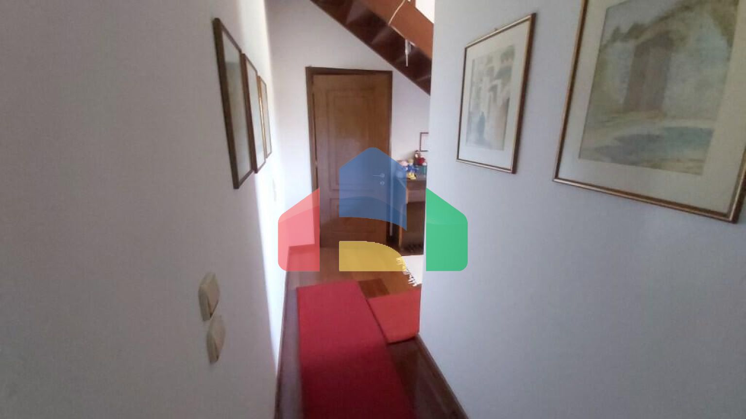 Продаж - Будівля 510 m² на о. Корфу