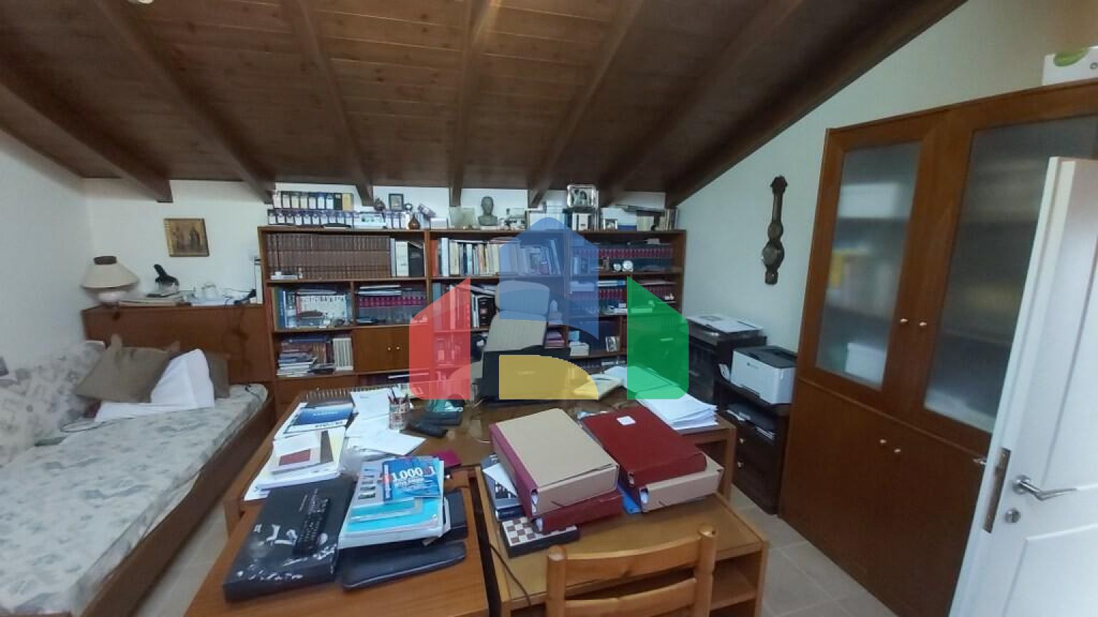 Продаж - Будівля 510 m² на о. Корфу