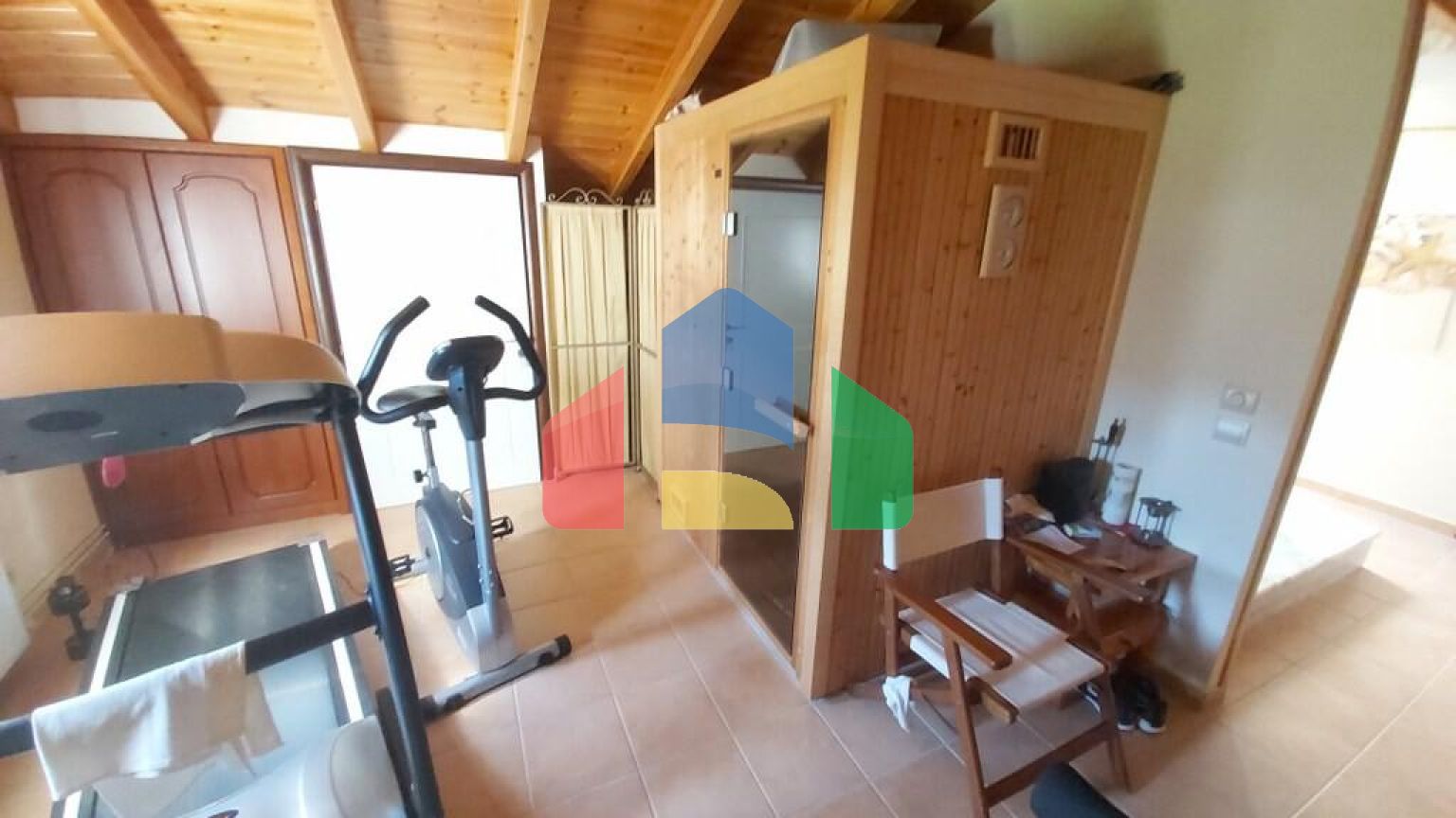 Продаж - Будівля 510 m² на о. Корфу