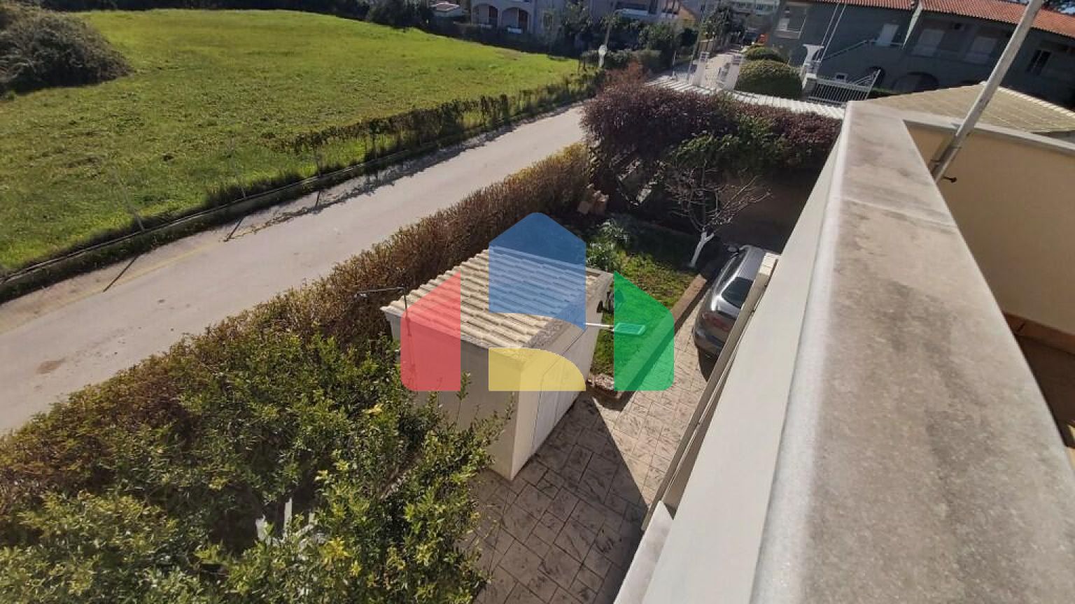 Продаж - Будівля 510 m² на о. Корфу