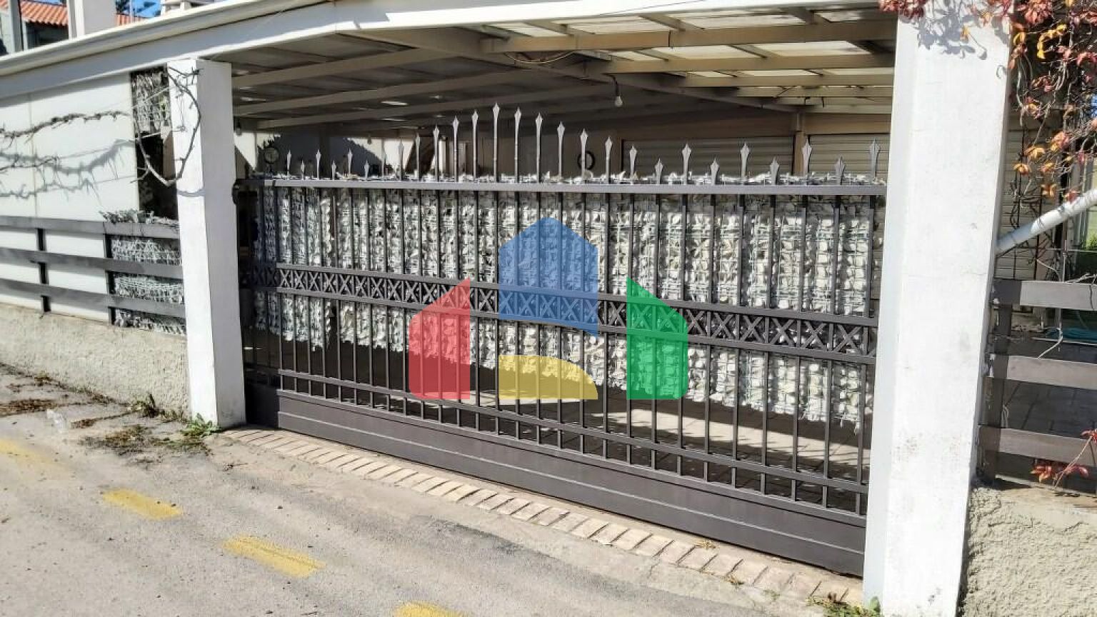 Продаж - Будівля 510 m² на о. Корфу