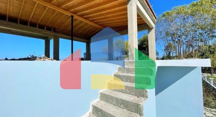 Продаж - Будівля 193 m² на о. Корфу