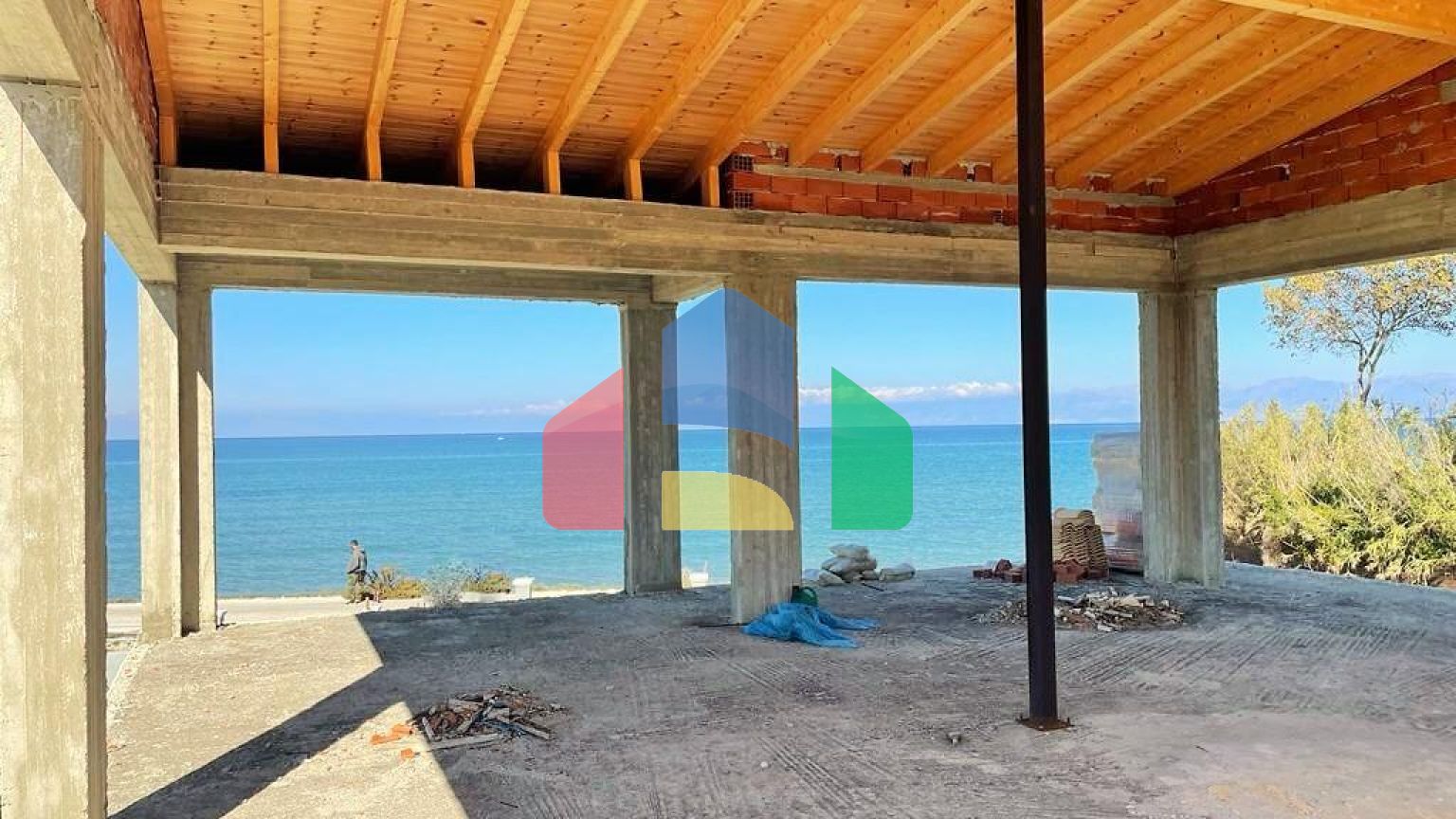 Продаж - Будівля 193 m² на о. Корфу