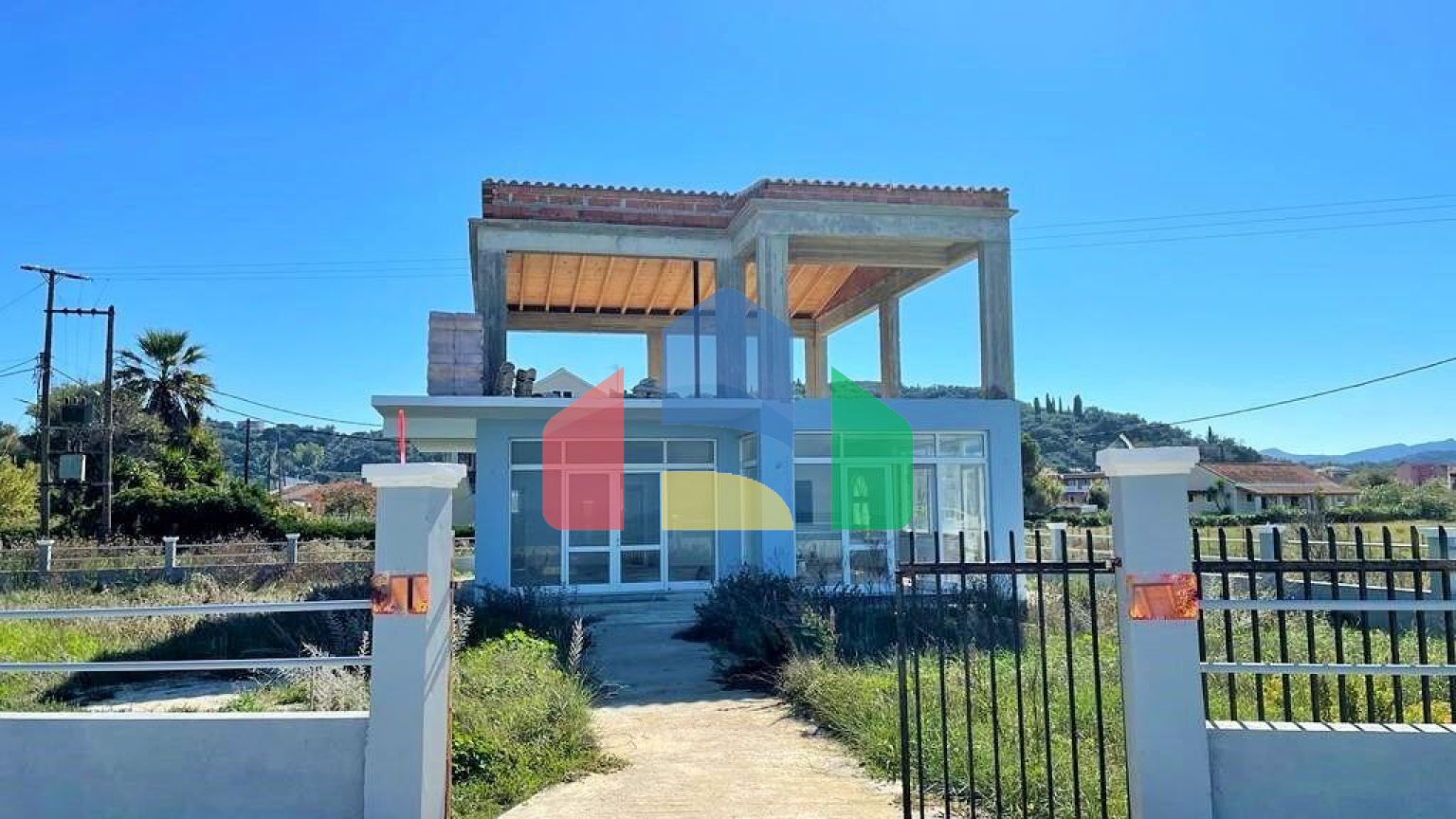 Продаж - Будівля 193 m² на о. Корфу