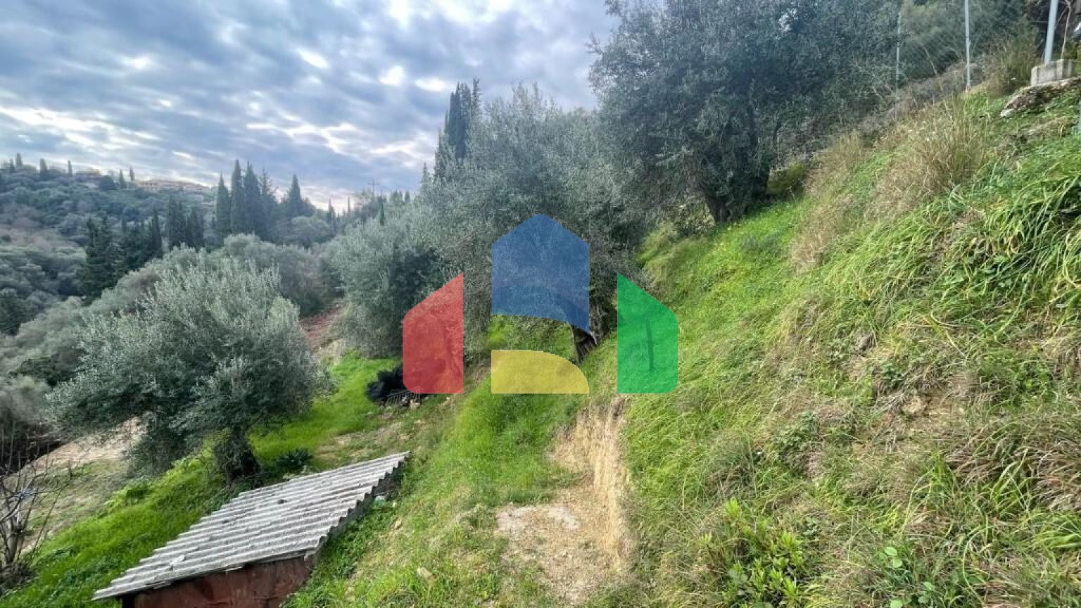 Продажа - Земельный участок 1700 m² на о. Корфу