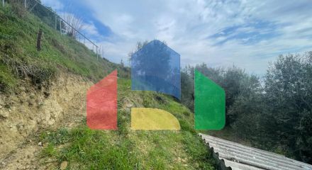 Продажа - Земельный участок 1700 m² на о. Корфу