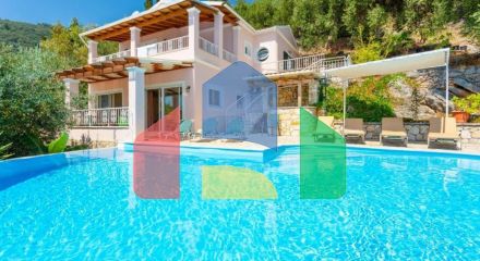 Продажа - Вилла 150 m² на о. Корфу