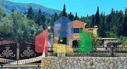 For Sale - Detached house 350 m² in Corfu
