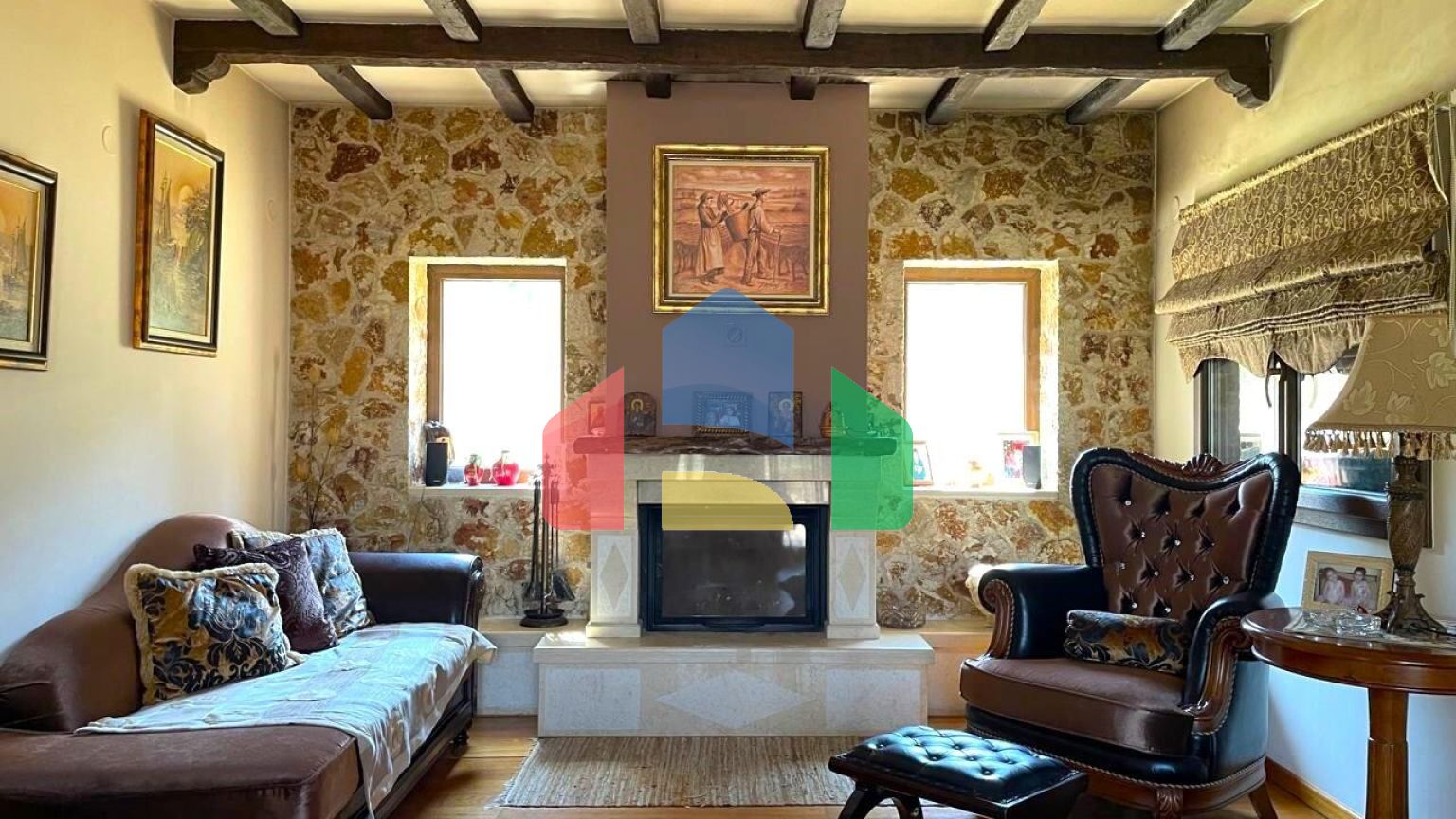 Продаж - Котедж 350 m² на о. Корфу