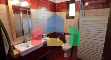 Продаж - Котедж 350 m² на о. Корфу