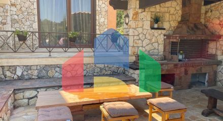 Продаж - Котедж 350 m² на о. Корфу