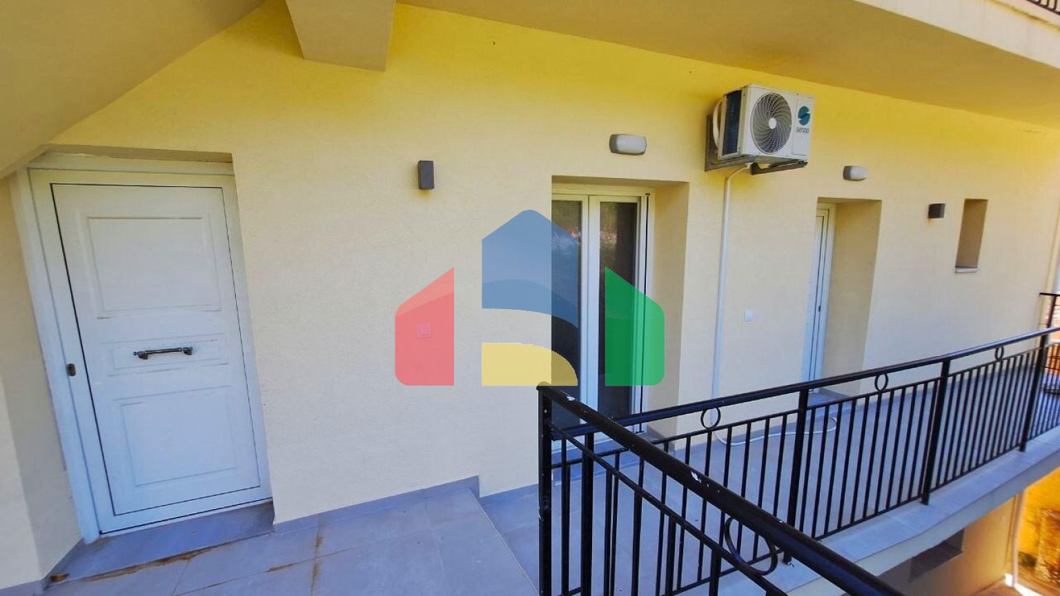 Продаж - Котедж 392 m² на о. Корфу