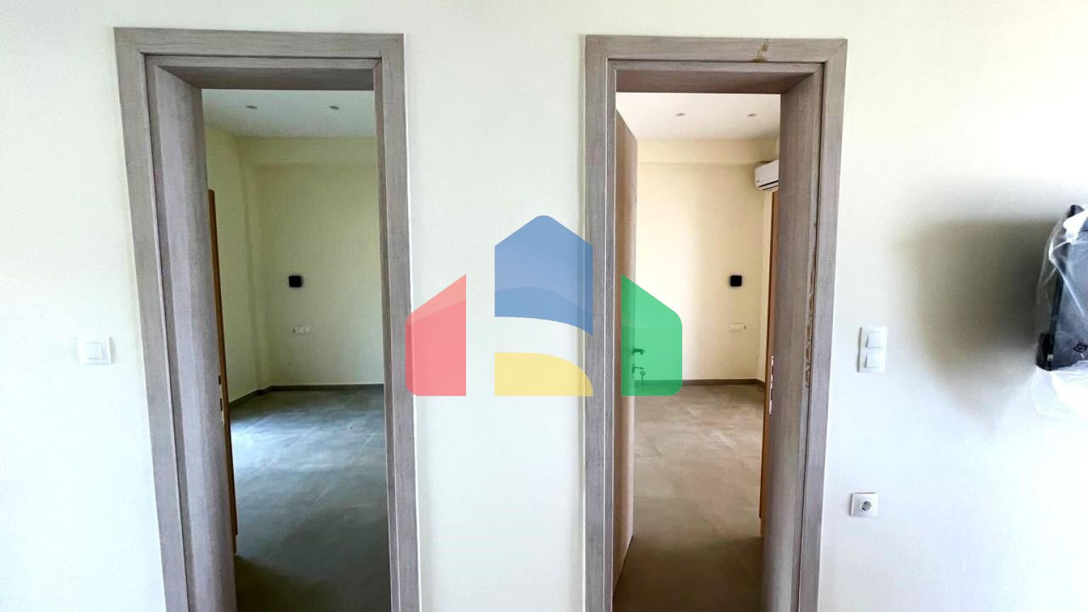 Продаж - Котедж 392 m² на о. Корфу