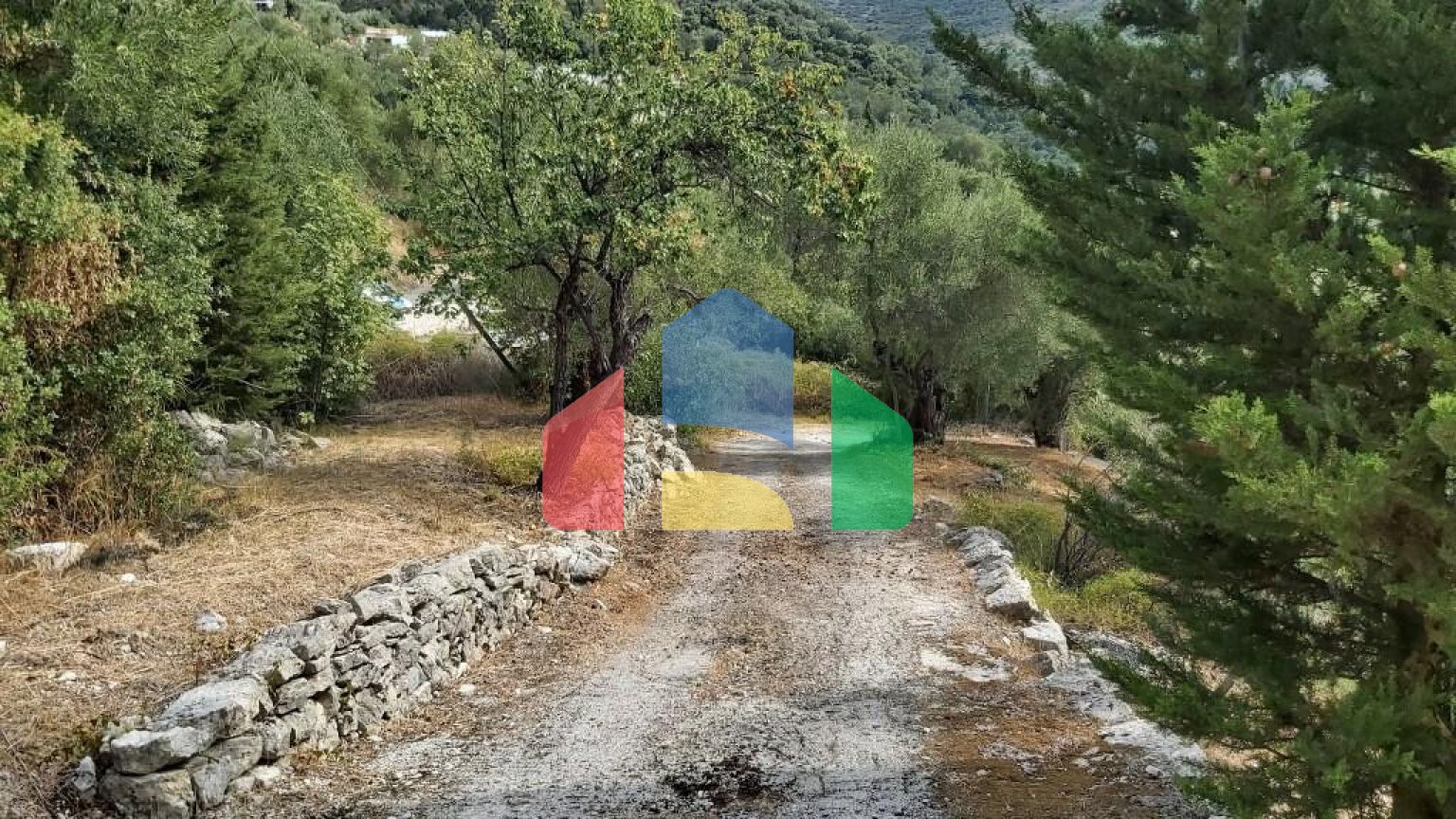 Продажа - Земельный участок 18000 m² на о. Корфу