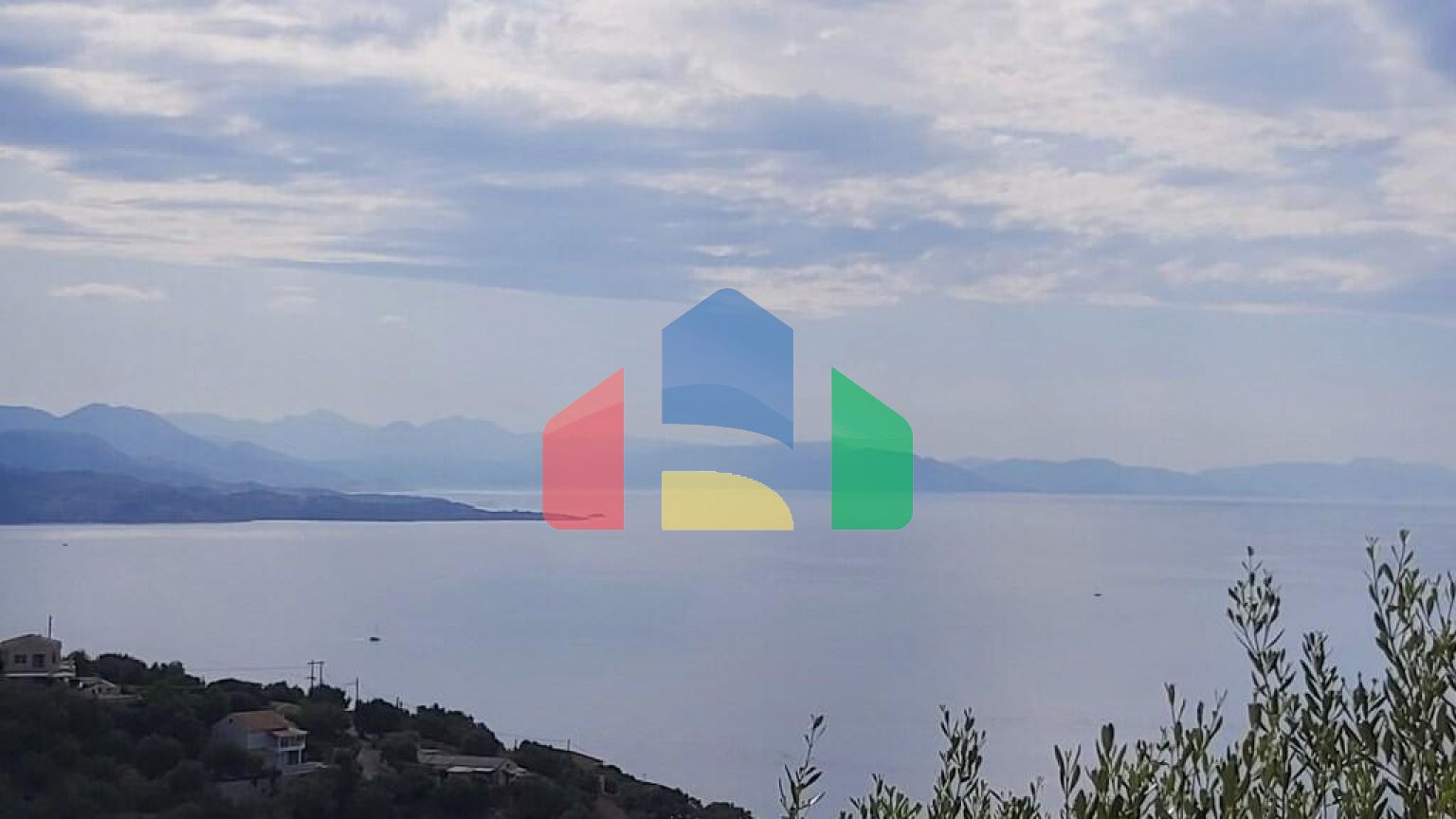 Продажа - Земельный участок 18000 m² на о. Корфу