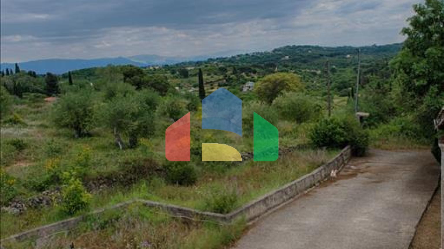 Продажа - Коттедж 140 m² на о. Корфу