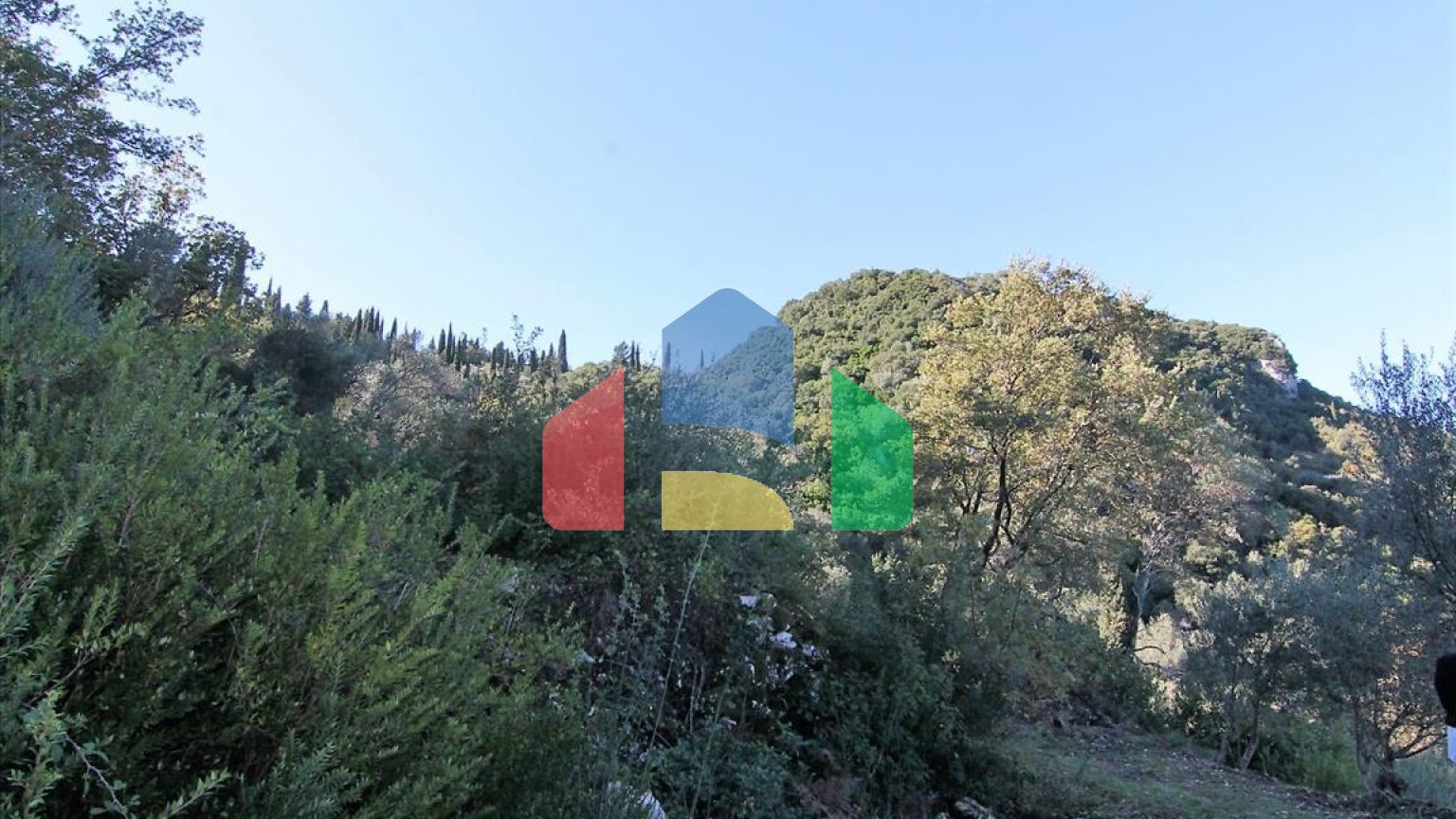 Продажа - Земельный участок 9000 m² на о. Корфу