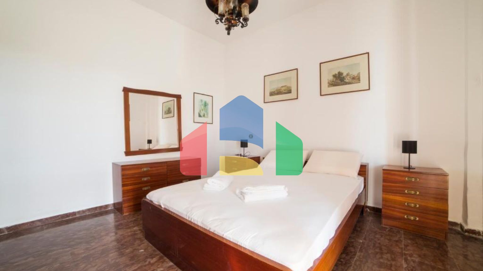 Продаж - Котедж 343 m² на о. Корфу