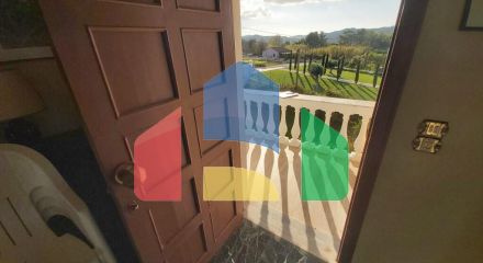 Продаж - Котедж 343 m² на о. Корфу