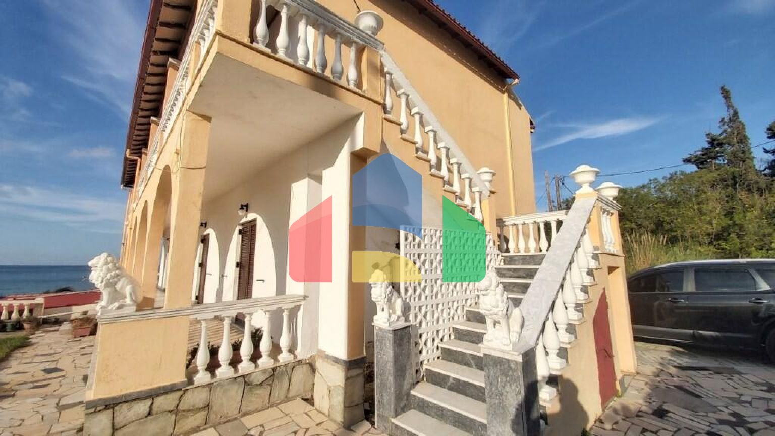 Продаж - Котедж 343 m² на о. Корфу