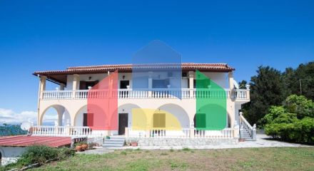 Продаж - Котедж 343 m² на о. Корфу