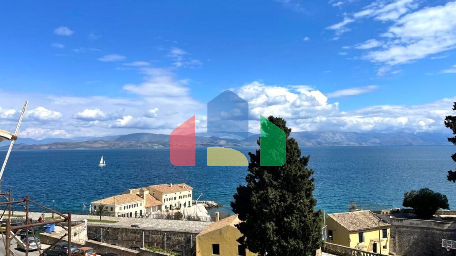 Продажа - Квартира 104 m² на о. Корфу