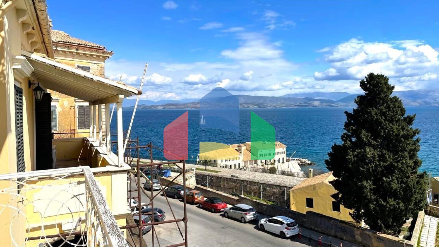 Продажа - Квартира 104 m² на о. Корфу