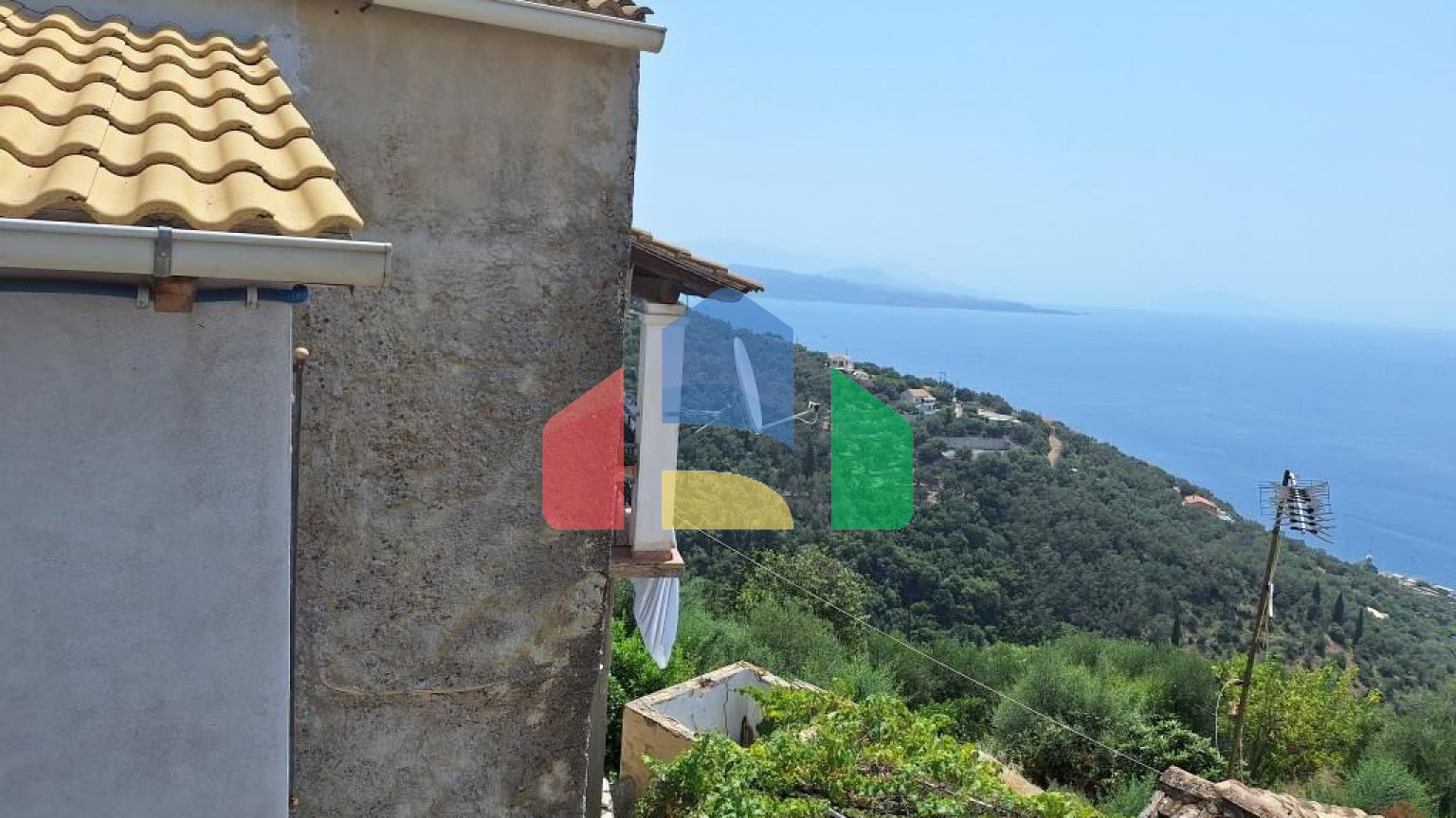 Продажа - Коттедж 205 m² на о. Корфу