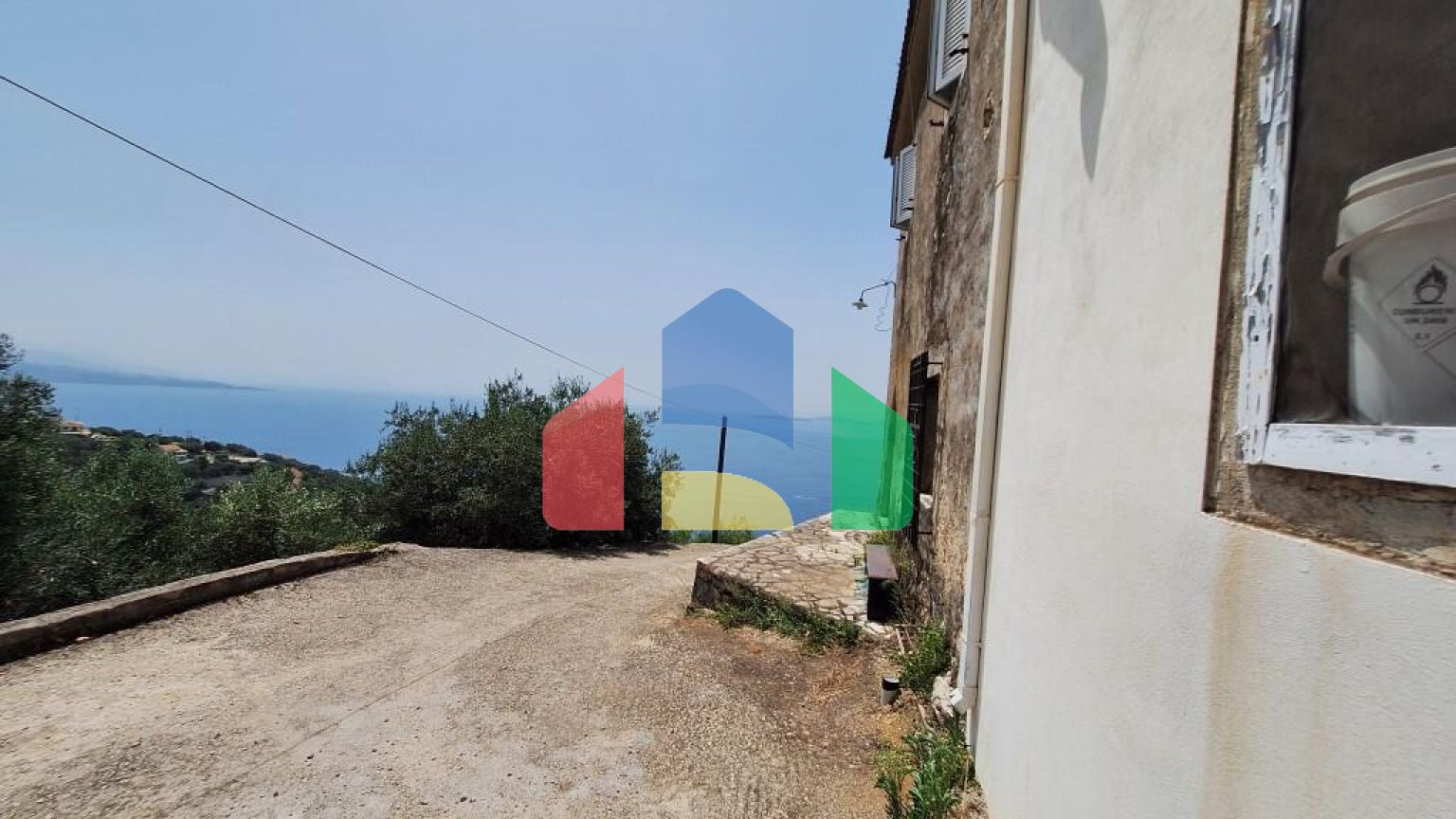 Продажа - Коттедж 205 m² на о. Корфу