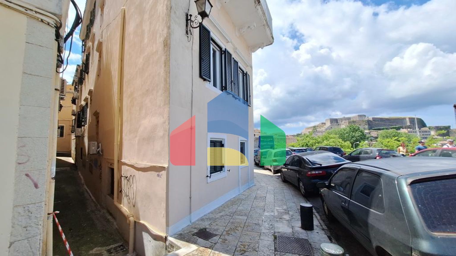 Продаж - Квартира 68 m² на о. Корфу