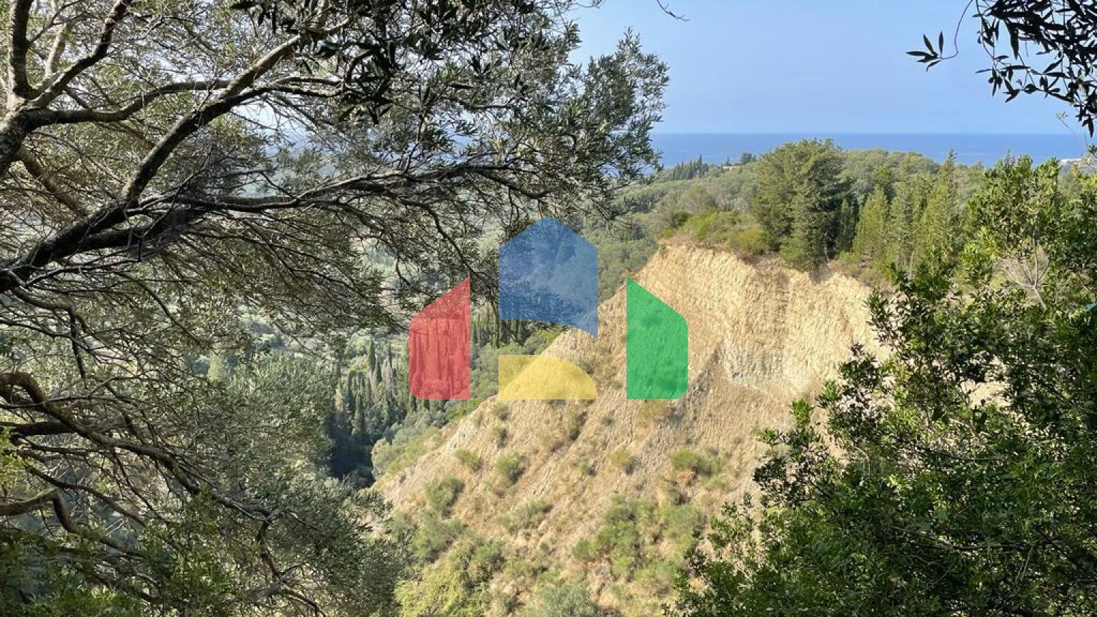 Продажа - Земельный участок 12000 m² на о. Корфу