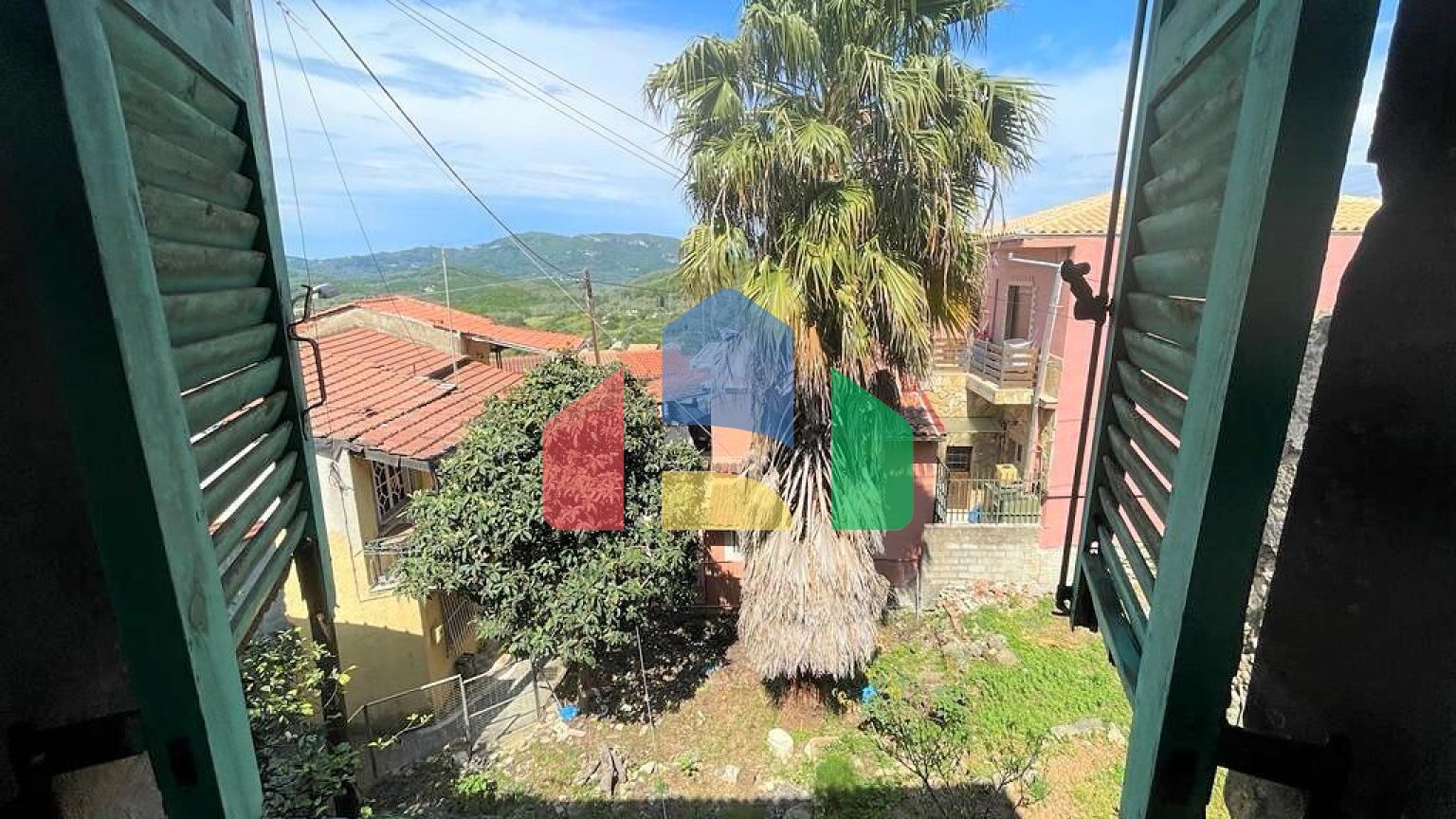 Продаж - Котедж 94 m² на о. Корфу