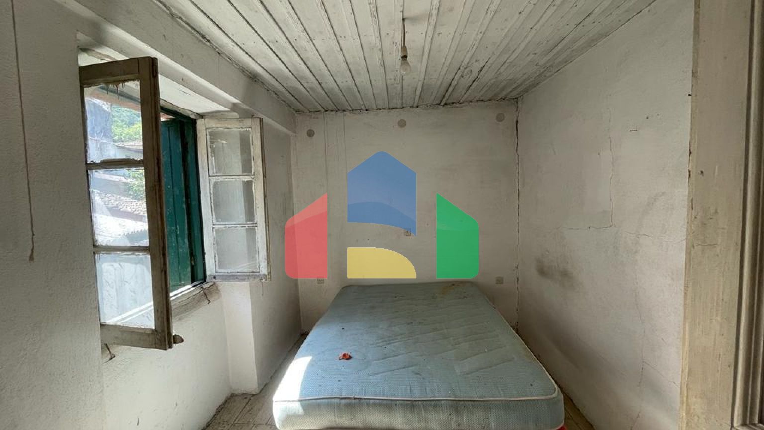 Продаж - Котедж 94 m² на о. Корфу