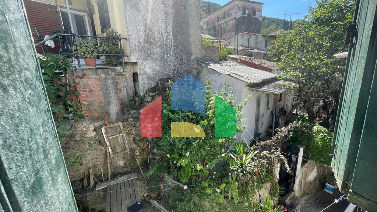 Продаж - Котедж 94 m² на о. Корфу