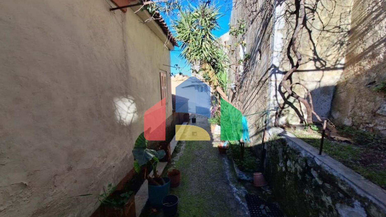 Продаж - Таунхаус 121 m² на о. Корфу