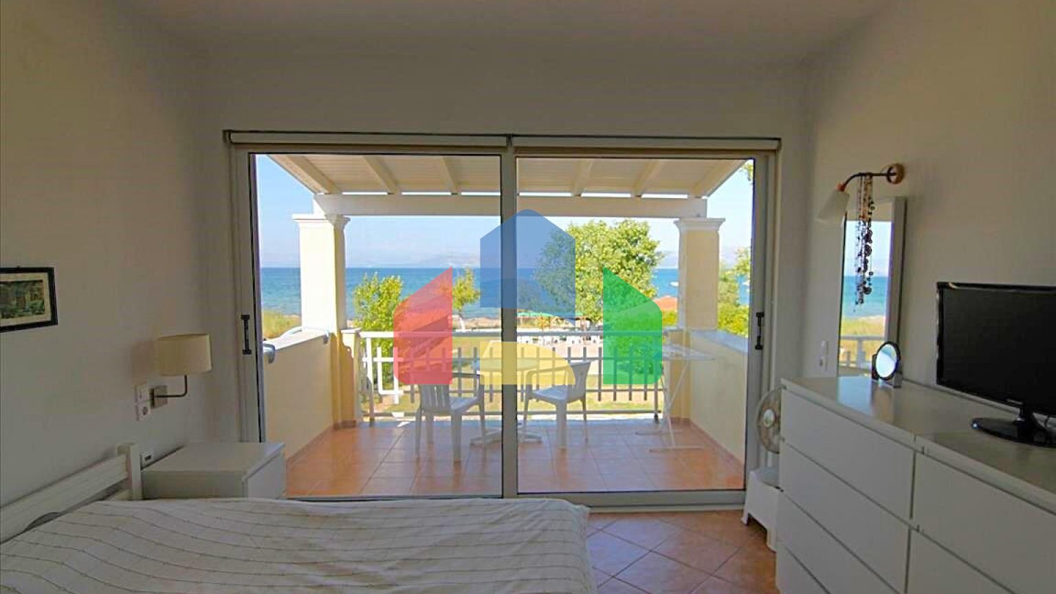 Продажа - Гостиница 412 m² на о. Корфу