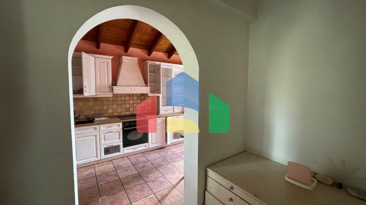 Продаж - Котедж 268 m² на о. Корфу