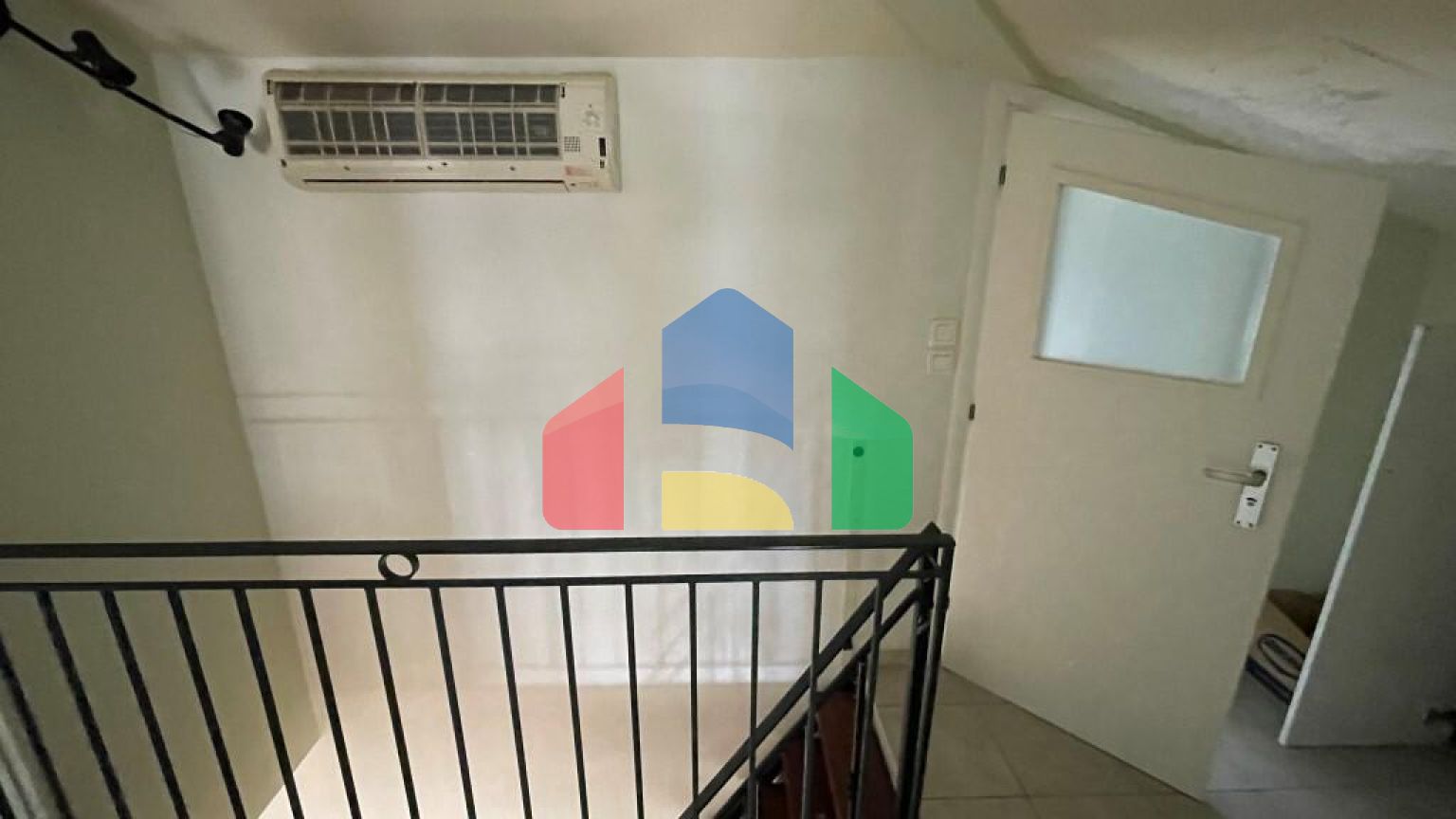 Продаж - Котедж 268 m² на о. Корфу