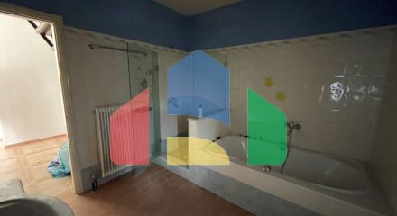 Продаж - Котедж 268 m² на о. Корфу