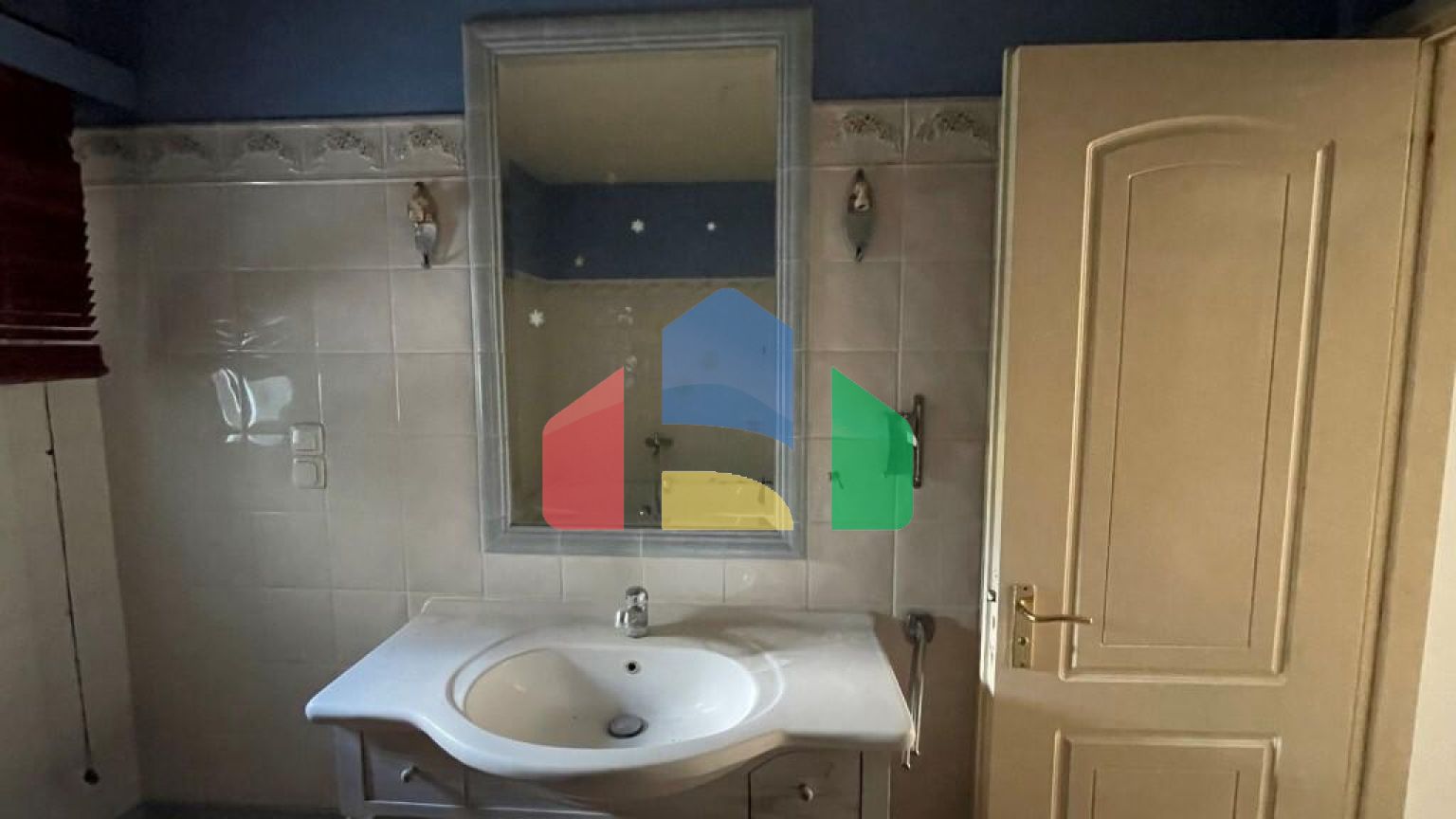 Продаж - Котедж 268 m² на о. Корфу