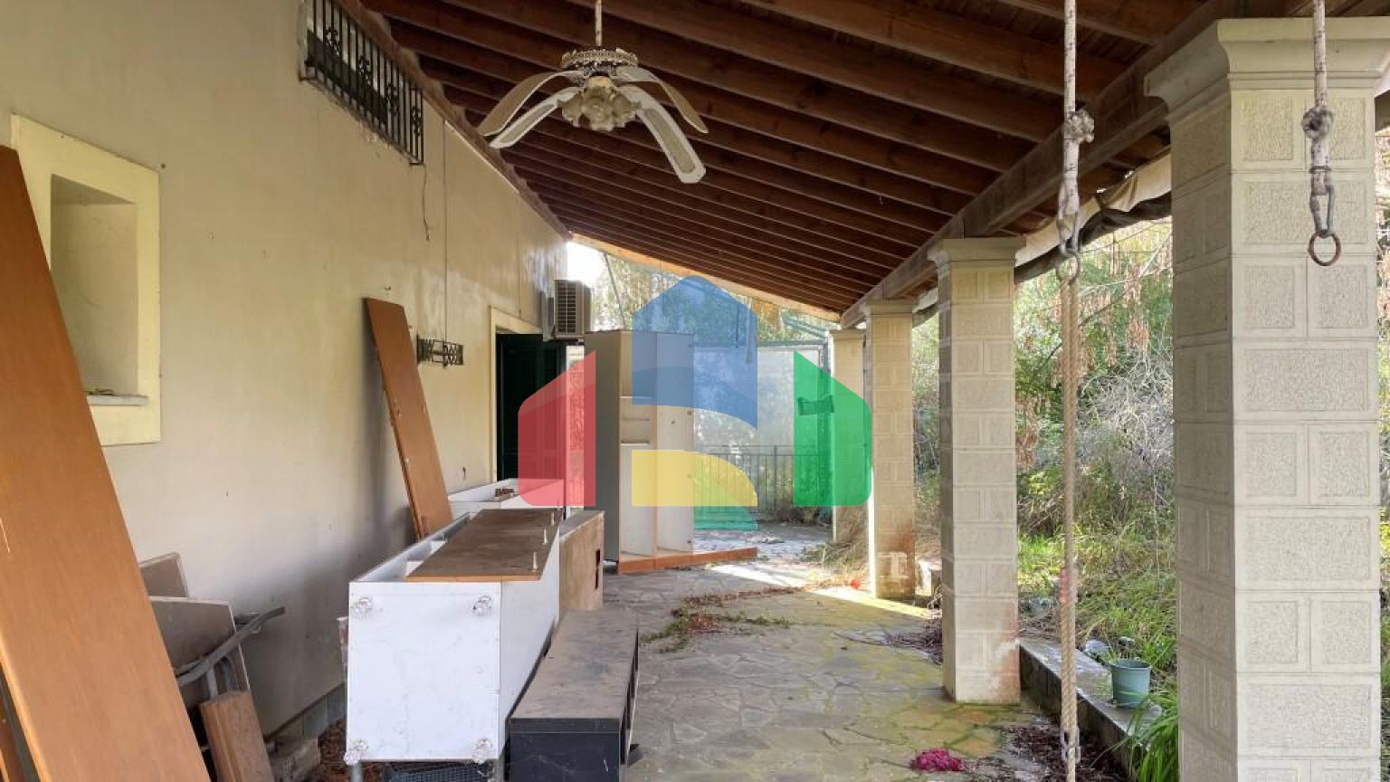 Продаж - Котедж 268 m² на о. Корфу