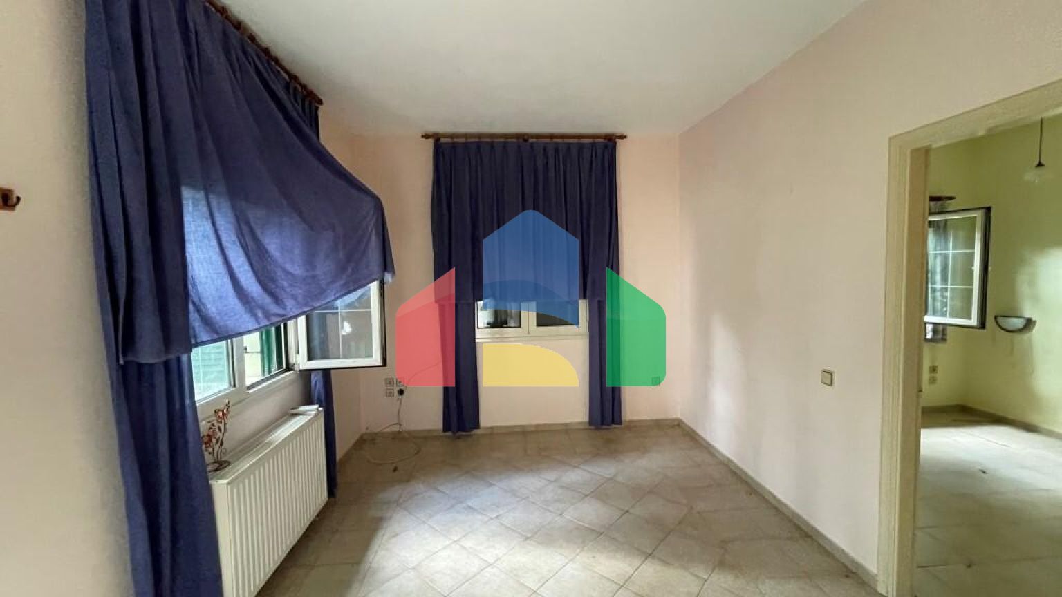 Продаж - Котедж 268 m² на о. Корфу