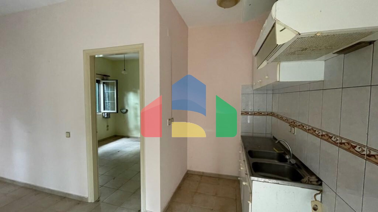 Продаж - Котедж 268 m² на о. Корфу